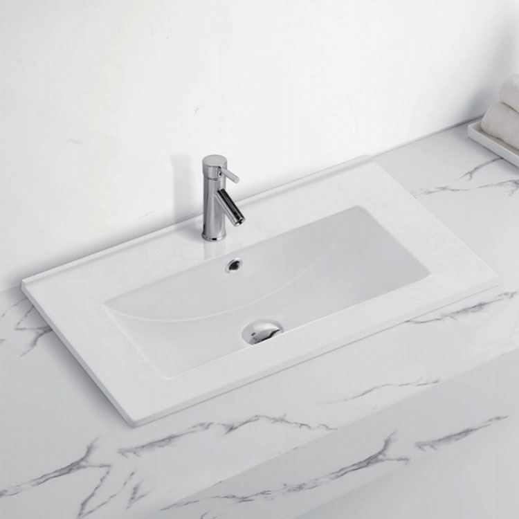 Care sunt materialele comune pentru chiuvetele de baie?
